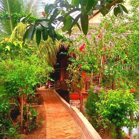 Hong Thai River Side Homestay Ben Tre Exterior foto